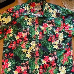 The Roosevelts short sleeve Goonies button up - L